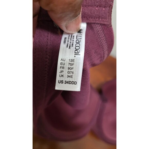 Wacoal Burgundy Underwire Padded Bra Size 34DDD Adjustable Straps Nylon/Spandex - Picture 6 of 6